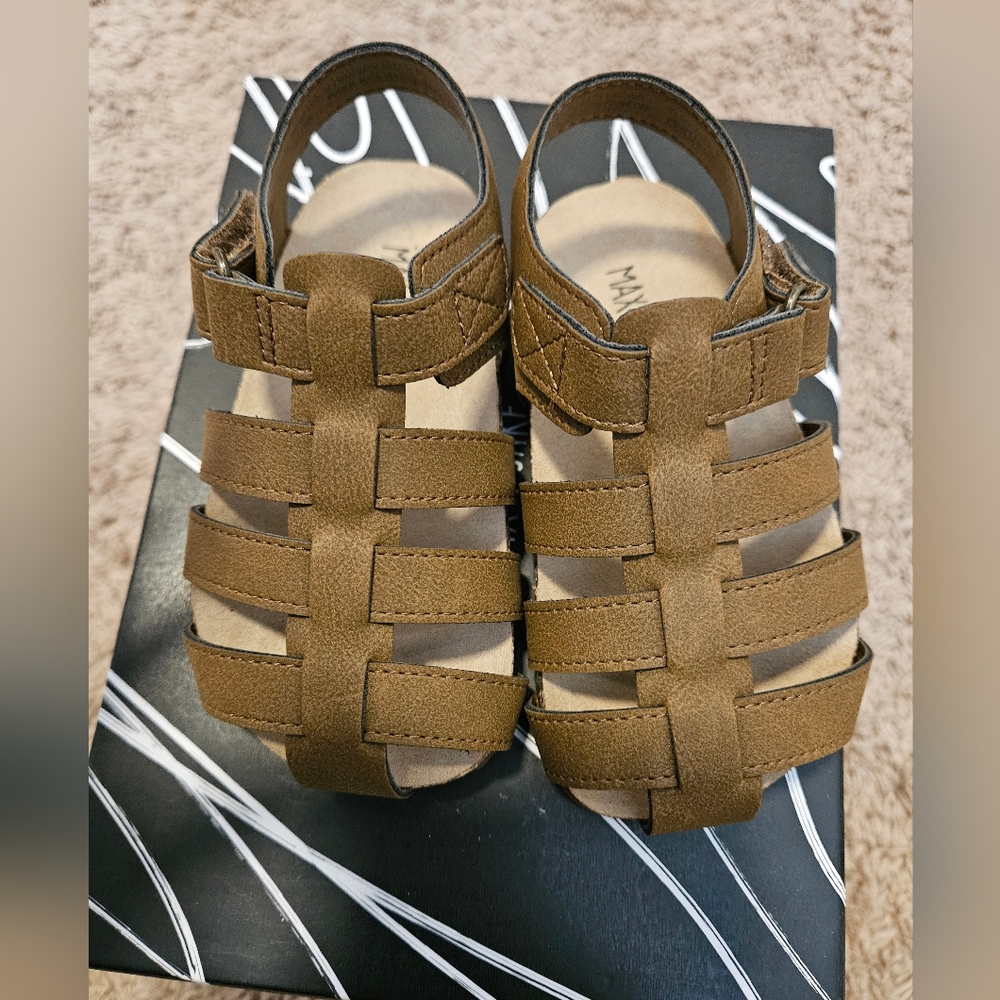 Max + Jake Finn Fisherman Sandal